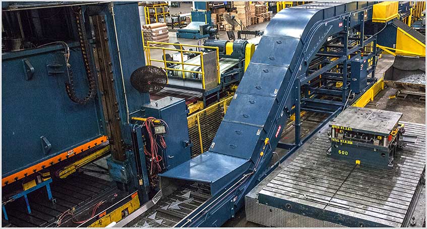 Custom-engineered 6-inch Pitch Traversing Steel Belt Conveyor Installation | Prab.com